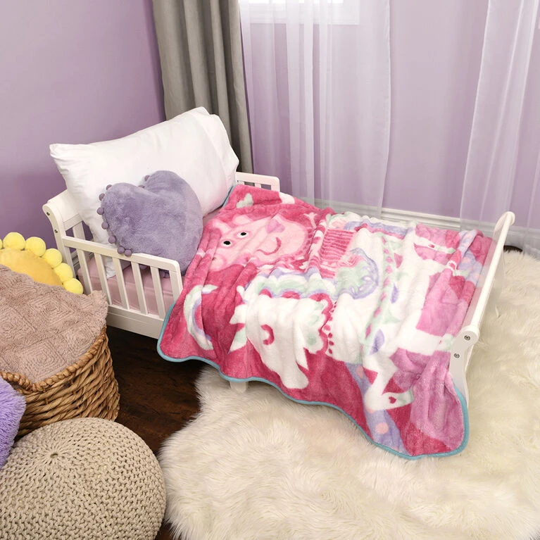 Peppa Pig Kids Throw Blanket, 40" X 50" 2 Peppa Pig Kids Throw Blanket, 40" X 50" - Image 2