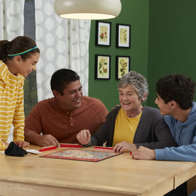 Hasbro Gaming - Scrabble - French Edition - Styles May Vary 3 Hasbro Gaming - Scrabble - French Edition - Styles May Vary - Image 3